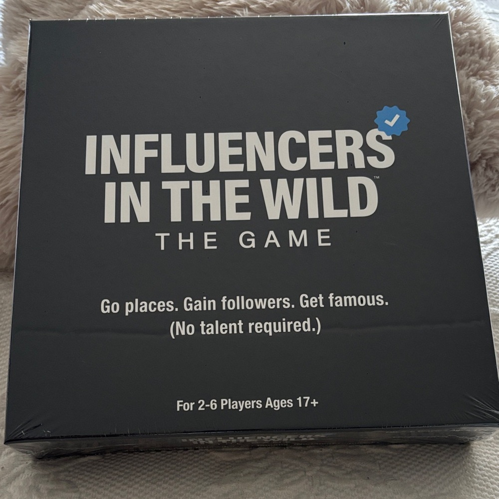 Influencers in the Wild: The Game - Classic Black Edition